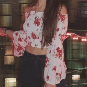 Windsor flare long sleeve crop top with floral pattern